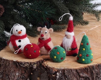 CHRISTMAS SPECIAL Needle Felting Kit, Needle Felted Ornaments, Felting Kit, Christmas Needle Felting Supplies Christmas Ornament Kit