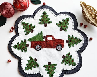 DIGITAL Pattern Farm Fresh Christmas Penny Rug, Wool Red Truck Pattern,  Christmas Applique Digital Pattern,  PDF Felt patternFelt Applique