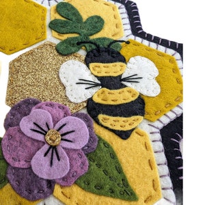 New SWEET HONEYCOMB MINI Candle Mat, Embroidery Kit, Merino Wool Felt Honey Bee Mini Candle Mat Kit, Spring Wool Applique Kit, Home Decor image 5