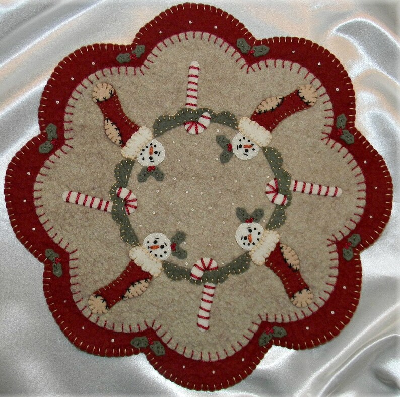 Candle Mat Kit Penny Rug Wool Felt Applique Kit Christmas Etsy