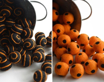 2.5 CM Dots & Swirls Black Orange Felt Balls, Pom Pom Garland, Garland, Halloween, Felted Balls, Felt Ball Garland, Bulk Felt Balls