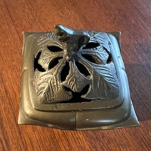 Vintage incense burner lid is removable old 3.5&quot; around