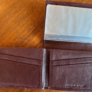 Vintage Wallet Genuine Samsonite  Leather Bi-Fold vintage never used brown
