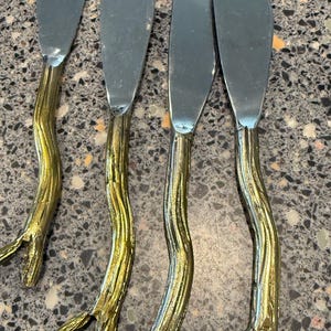 4 vintage  knife spreaders twig handles very cool cheese charcuterie