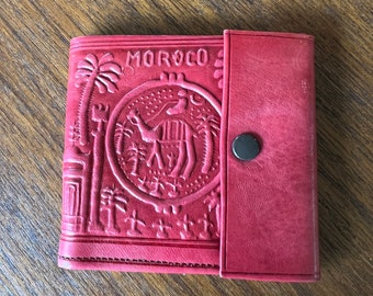 vintage leather wallet embossed Moroco red bifold 4 " x 3.5"