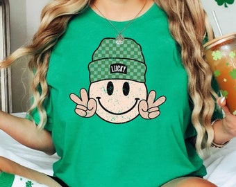 Lucky Smile St Patrick's Day Shirt, Checkered Smiley Face Shirt, St Patrick's Day Tee, Smiley Face St Patty's Day, Irish Shirt,Lucky Sweater