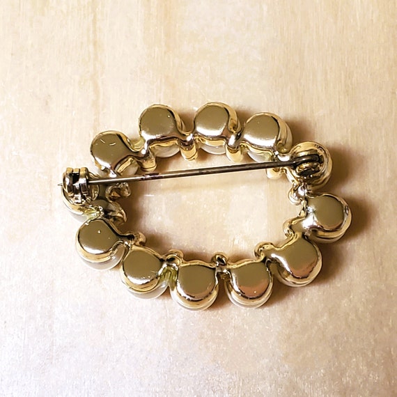 Pearl and Clear Rhinestone Oval Pin Brooch Goldto… - image 3