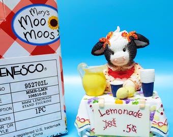 Cow Figurine Lemonade Stand Figurine, NEW IN BOX When Life Hands You Lemons Make Le-Moo-Nade Vintage Vtg 952102 Marys Moos Black White Girl