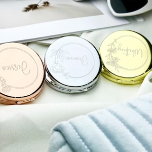 Custom Engraved Compact Mirror, Personalized Pocket Mirror with Name, Stainless Steel Pocket Mirror for Bridal Shower Gifts, Wedding Gifts