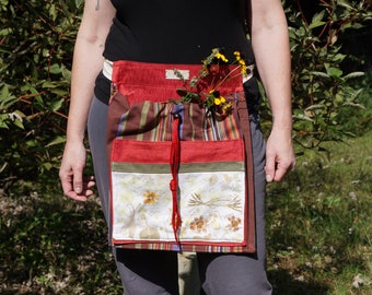 Sturdy Foraging Gathering Harvest Magpie Apron, Impressed Flower Dyed, Red