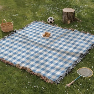 Picnic Blanket, Gingham Blue Large Woven Checkered Blanket for Family Picnics, Cottagecore Fringed Summer Blanket, Outdoor Picnic Mom Gift