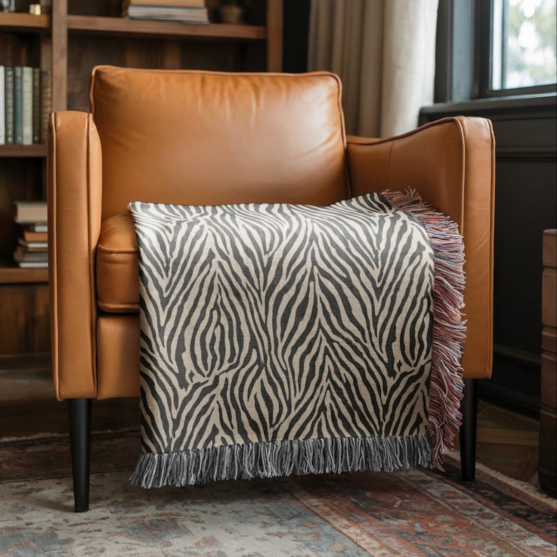 Zebra-Webdecke, Coole Mädchenwohnung, Y2K-Indie-Zimmer, Dopamin-Deko, Boho-Strukturdecke, Safari-Kinderzimmer, Bettwäsche fürs Studentenwohnheim, Kunstpelz Bild 7