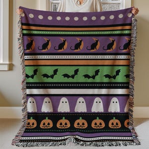 Halloween Grandma Blanket, Fall Woven Blanket, Retro Halloween Decor, Cozy Couch or Reading Nook Blanket, Crochet Style, Dia De Los Muertos