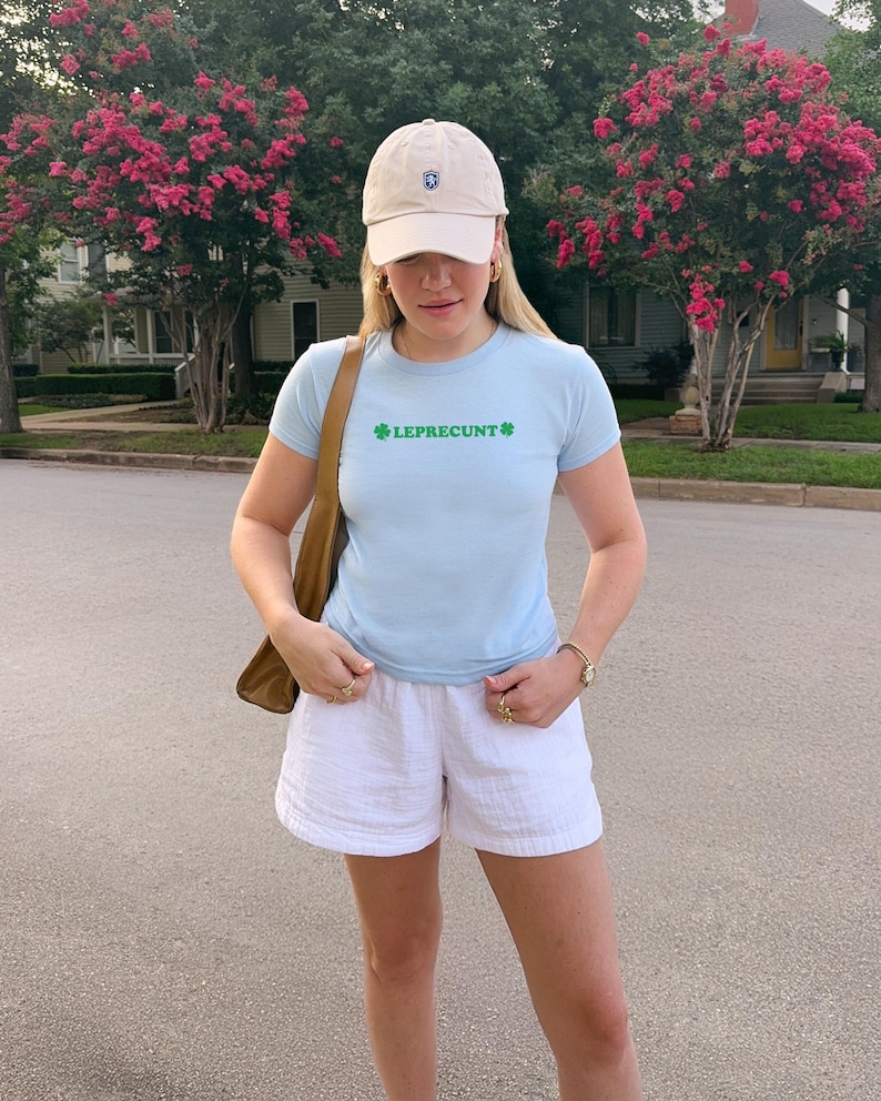 レプレカントのベビーTシャツ、ダーティーなセントパトリックスデーのシャツ、面白い赤毛のシャツ、キュートなセントパトリックスデー、アイルランドのキスミーイムY2Kスタイル、セントパティパレード 画像 8