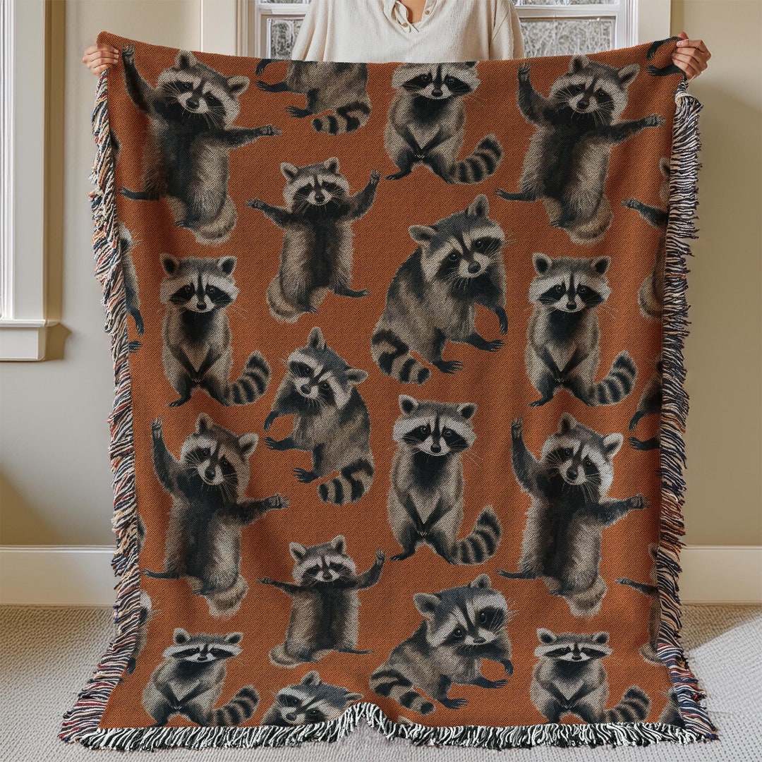 Print Pattern Raccoon Blanket