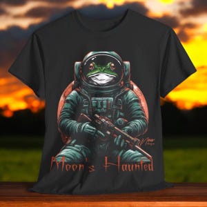 Moon&#39;s Haunted - Astronaut Frog Tee