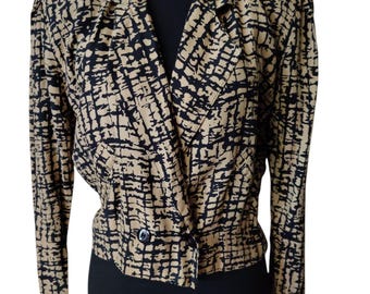 Vintage 80s Abstract Cropped Blazer – Black & Tan Geometric Print – Benson E Smith Rayon Jacket
