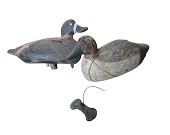 1890s Antique Wooden Duck Decoy Pair – Hand-Carved Working Hunting Decoys with Swivel Heads
