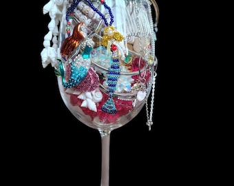 Słoik na biżuterię w stylu vintage Mermaidcore | Tajemniczy zestaw inspirowany oceanem | Kolczyki z motywem muszli, naszyjniki, pierścionki, broszki, akcesoria do włosów | Prezent