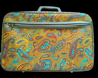 Vintage 1970s Bantam Travelware Paisley Suitcase – Retro Mod Carry-On/Weekender