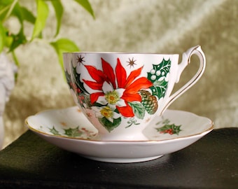 Vintage Queen Anne China Teacup & Saucer: 1960s "Noel" Poinsettia Holiday Dishware