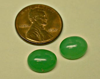 CHRYSOPRASE Green Cabochon GEMS Vintage ovals 11x9 mm Pair 7.15 cts cab25