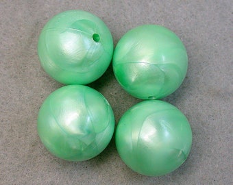 Vintage LUCITE BEADS Mint Green Swirled 18mm pkg4 res389
