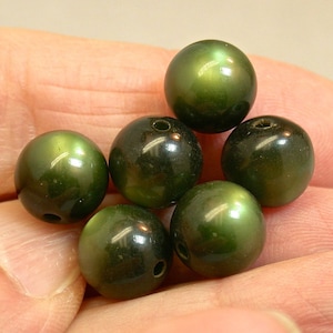 MOONGLOW Lucite Beads JADE GREEN Vintage 10mm pkg6 res8
