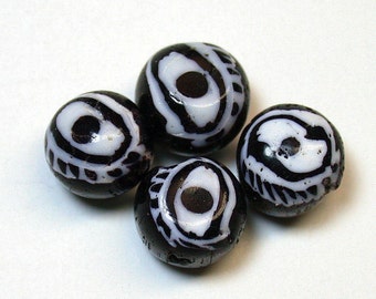 Vintage Glass Beads BLACK WHITE MILLEFIORI Eyes 9-10mm Pkg6 eye4