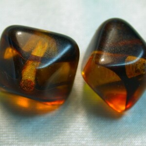 GLASS BEADS  JAPANESE Brown Black GIvre 12mm pkg2 gl346