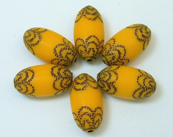 Lucite BEADS yellow black vintage filigree 14mm  pkg 6 res2