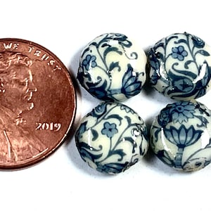 TENSHA Beads Japanese Vintage DISC 10x5mm White Blue Flowers pkg4 DEC8