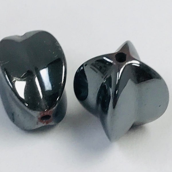 VINTAGE HEMATITE STAR Oval Bead 12x7mm pkg4 cb266