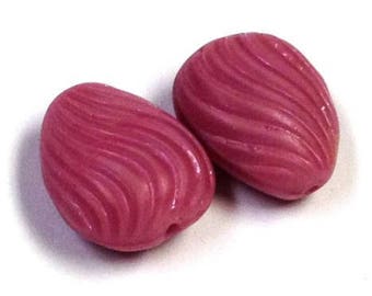 Vintage German Pressed Glass Beads ROSE PINK TEARDROPS 15x13mm pkg2 gl631