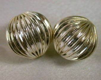 Vintage SILVER Plated RIBBED Beads 14mm FOCAL pkg2 m44