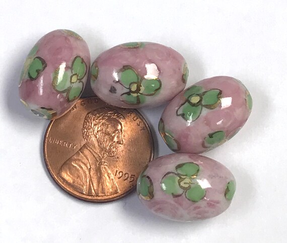 磁器製中国ビーズ ピンクグリーン ヴィンテージ 16 x 11 mm pkg4 POR8