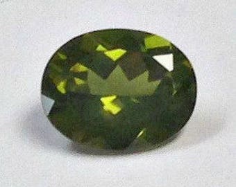 VINTAGE VESUVIANITE Faceted Loose GREEN Gemstone Oval 3.77cts fg109a