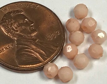 Vintage LUCITE beads FACETED Light Pink 4mm pkg 10 res464c