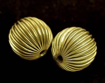 Vintage BRASS Beads RIBBED 26mm pkg2 m5