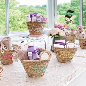 Personalisierter Blumenmädchenkorb für Hochzeitsfeier, Junggesellenabschied und Verlobungsgeschenk, Blumenmädchenkorb, Brautjungfern-Geschenktasche