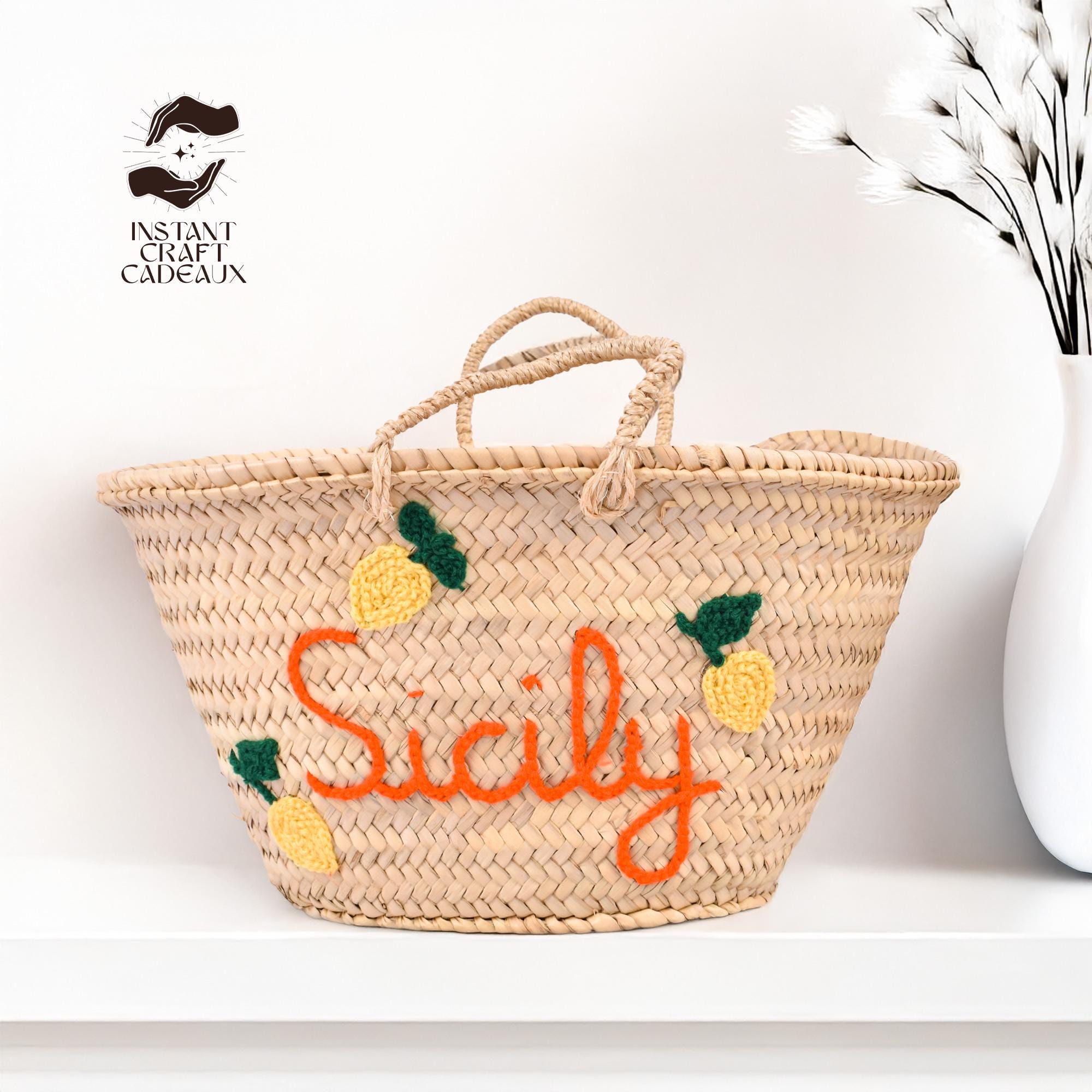Personalized Tote Gift Bags, Bridesmaid Beach Tote Bag, Bride Beach bag with pearls, Custom Tote Bag for Bride, Bridesmaid Gift