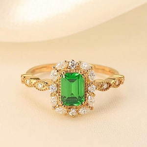 Emerald Baguette Ring Solid Gold Vintage Lab Emerald Ring Gift for Woman Green Gemstone Anniversary Ring