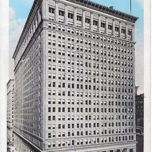 Vintage Illinois White Border Postcard Merchants Trust Building Chicago 1925 Excellent Condition