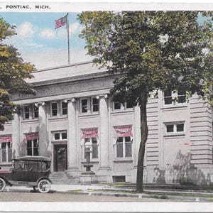 Vintage Michigan White Border Postcard Post Office Pontiac Michigan Old Cars 1920 Excellent Condition