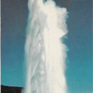 Vintage Yellowstone Park Postcard Old Faithful Geyser Upper Geyser Basin 1965 Excellent Condition