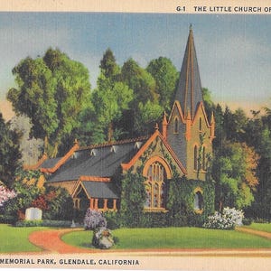 Vintage California Linen Postcard The Little Church of the Flowers Forest Lawn Memorial Park Glendale 1935 Excellent Condition