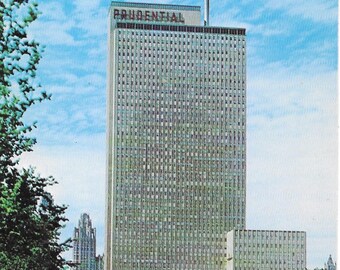 Vintage Prudential Building Grant Park Chicago Illinois Postcard 1962