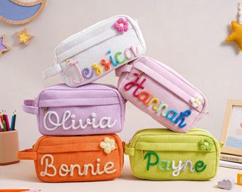 Personalisierte Cord-Federmäppchen, benutzerdefinierte Name Cord-Beutel, Anfang Geschenk, Monogramm-Bleistifttasche mit Garn-Namen, Geschenk für Kinder