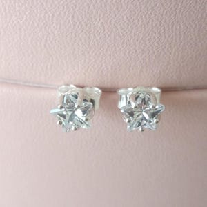 925スターリングシルバースパークリングスタースタッドイヤリング、女性用イヤリング、ファッションジュエリー、彼女へのギフト
