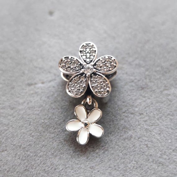 925 Sterling Silver Sparkling Daisy Flower Charm for Pandora